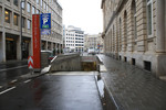 ADAC-Parkhaustest 2013: Der deutsche Testsieger, die Tiefgarage Goetheplatz in Frankfurt am Main, hat eine einladend breite Einfahrt. 