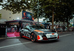 Audi RS e-tron GT in der Filmfolierung bei der Premiere in Berlin.