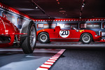 Das Ferrari-Museum feiert das 90-jährige Bestehen der Scuderia mit der Ausstellung „90 anni“.