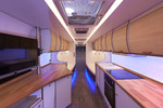 Das MAN Bus Modification Center (BMC) hat einen Neoplan Tourliner zu einem Reisemobil ausgebaut.