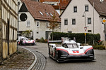 Die letzte Fahrt führte die beiden Porsche 919 Hybrid ins Museum des Sportwagenherstellers in Zuffenhausen.