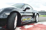 Goodyear-Reifen auf Porsche-Fahrzeugen.