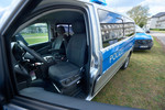 Hessens Polizei übernahm 75 Mercedes-Benz Vito Tourer Pro 116 CDI extralang mit speziellen Sitzen für die Beamten.