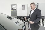 In Fahrzeugen der Geschäftsführung nutzt Bosch einen zu 100 Prozent regenerativen Diesel. 