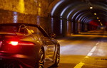 Jaguar F-Type SVR im New York City's Park Avenue Tunnel.