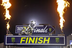 Jeff Stanton und Ricky Carmichael präsentierten das neue Motocross-Motorrad von Triumph.