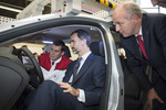 König Felipe VI. besucht das Seat-Werk Martorell (rechts: Seat-Vorstandsvorsitzender Jürgen Strackmann).