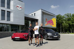 Mit VW und Porsche in die Zukunft: RB Leipzig-Trainer Jesse Marsch mit Kevin Kampl (r.) und Tyler Adams.