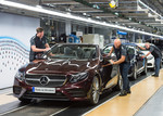 Produktion des Mercedes-Benz E-Klasse Cabriolet.