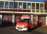Rettungswagen der Feuerwehr Hamburg auf Basis eines Iveco Daily.