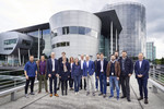 Sechs neue Start-ups nehmen am Gründerprogramm im „Future Mobility Incubator" von Volkswagen in der Gläsernen Manufaktur Dresden teil.