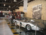 Ständige Ausstellung im Mille-Miglia-Museum, im Vordergrund ein Mercedes-Benz 300 SLR (W 196 S) aus dem Jahr 1955.