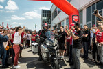Vir Nakai startet mit der Ducati Multistrada 1200 Enduro zur „Globetrotter 90th“.