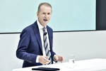 Volkswagen-Konzernchef Dr. Herbert Diess bei der Präsentation der Zahlen für das erste Halbajhr 2018. 